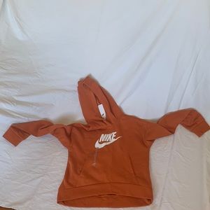 Nike Sportswear Club Fleece Girls’ Hoodie.